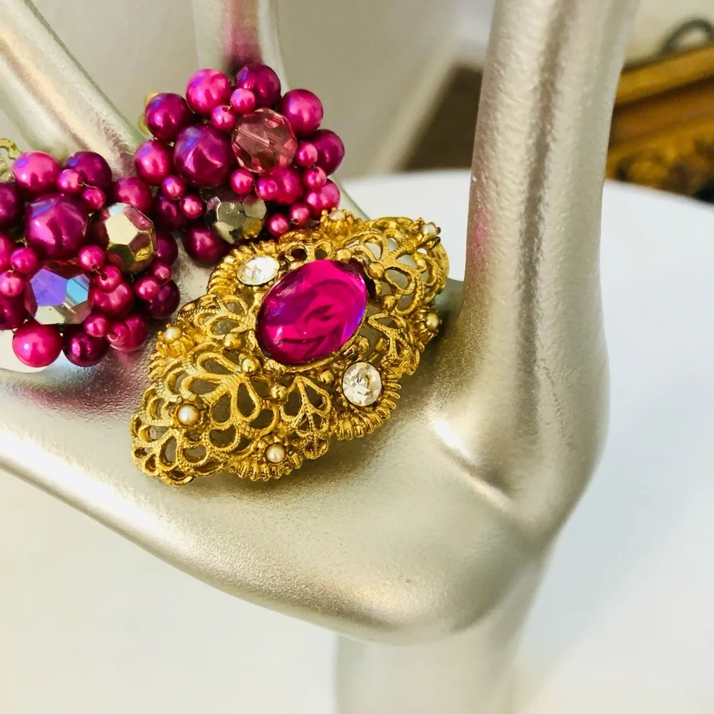 Vintage Pink Rhinestone Brooch & Earrings